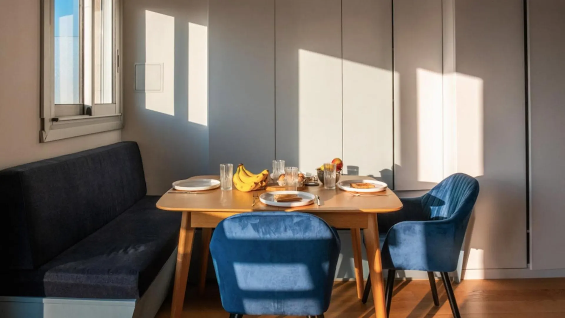 Loft With Balcony Near La Villette Paris Apartment